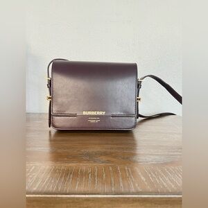 Pre Owned Burberry Grace Bag Size small